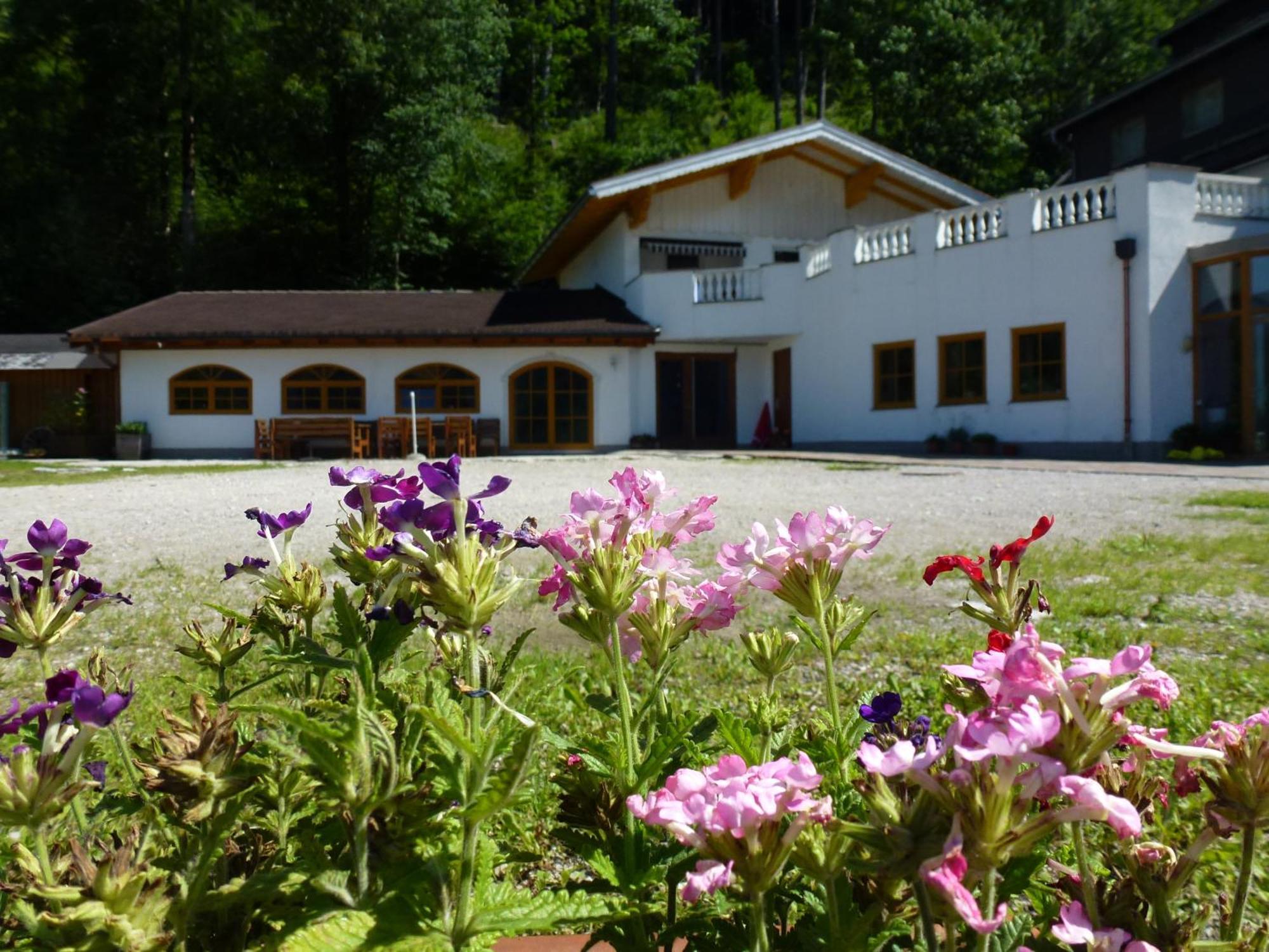 Gasthof Steinbraeu Faistenau Exterior photo