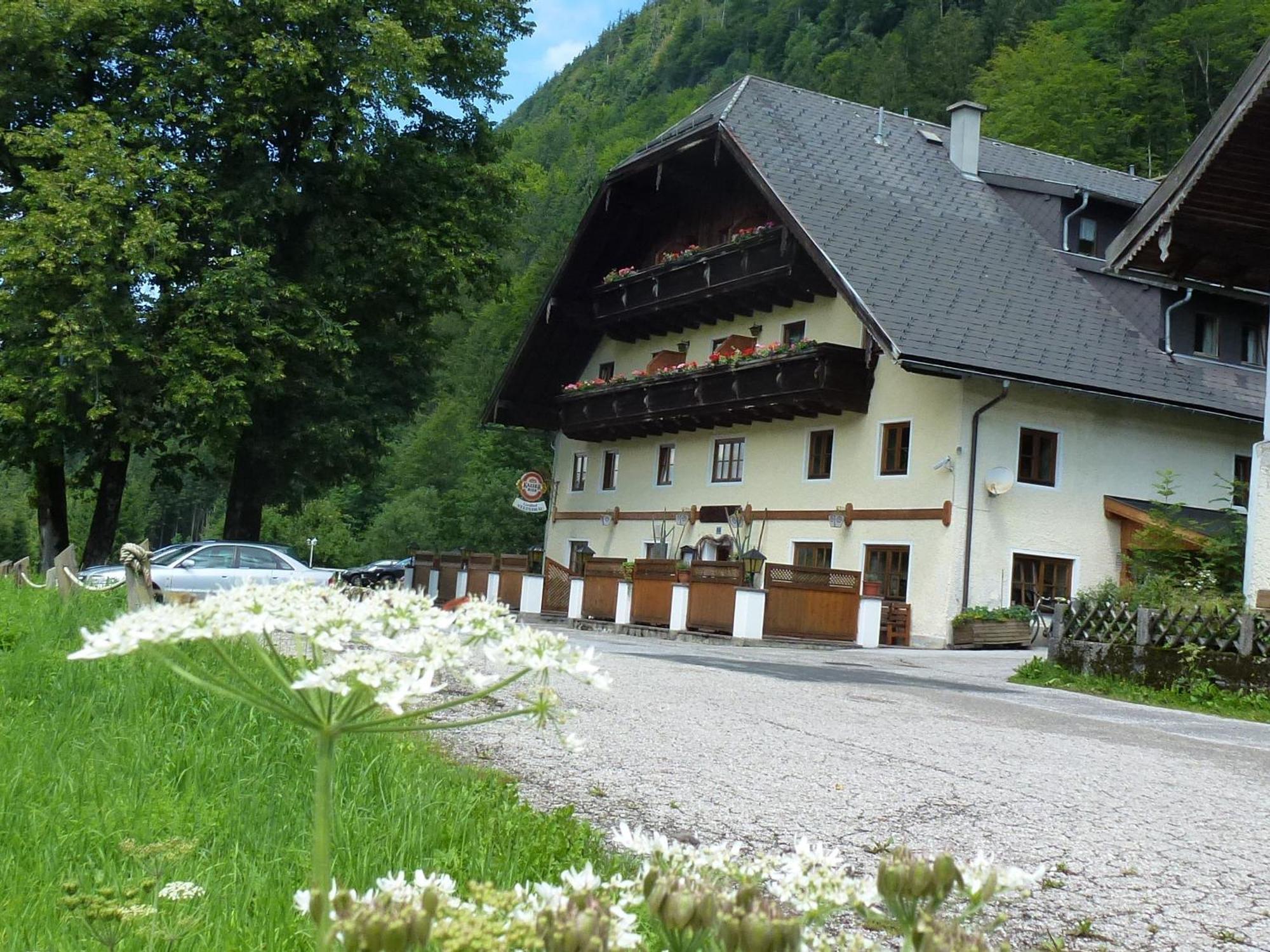 Gasthof Steinbraeu Faistenau Exterior photo